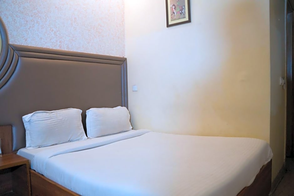 Hotel Rajshree