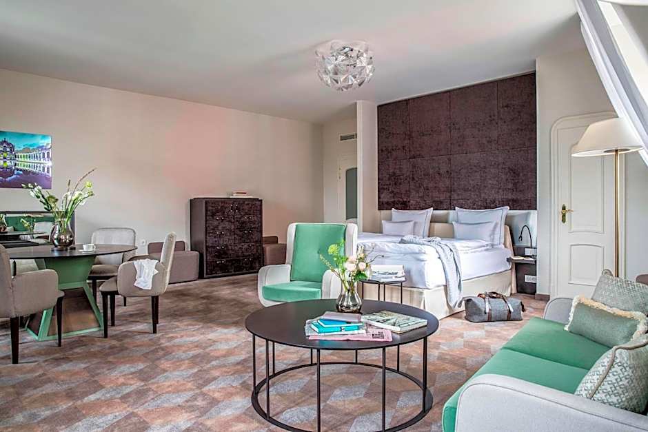 Gewandhaus Dresden, Autograph Collection by Marriott
