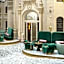 W Budapest