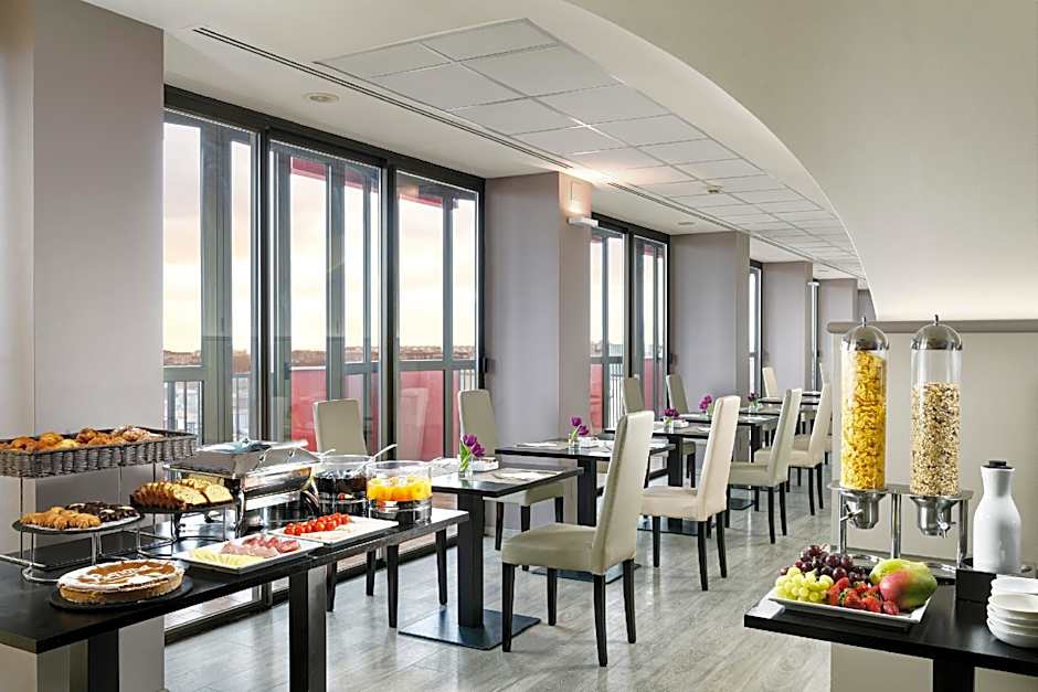 UNA Hotels Hotel & Residence Contessa Jolanda Milano