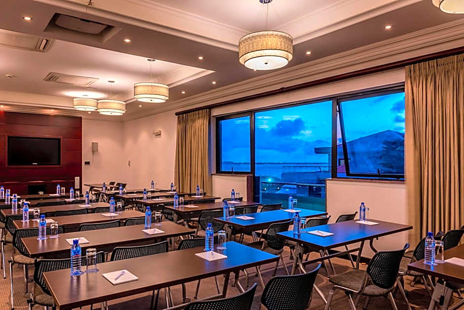 Protea Hotel by Marriott Lagos Kuramo Waters