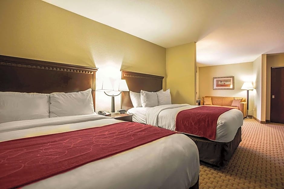 Comfort Suites Bloomington I-55 and I-74