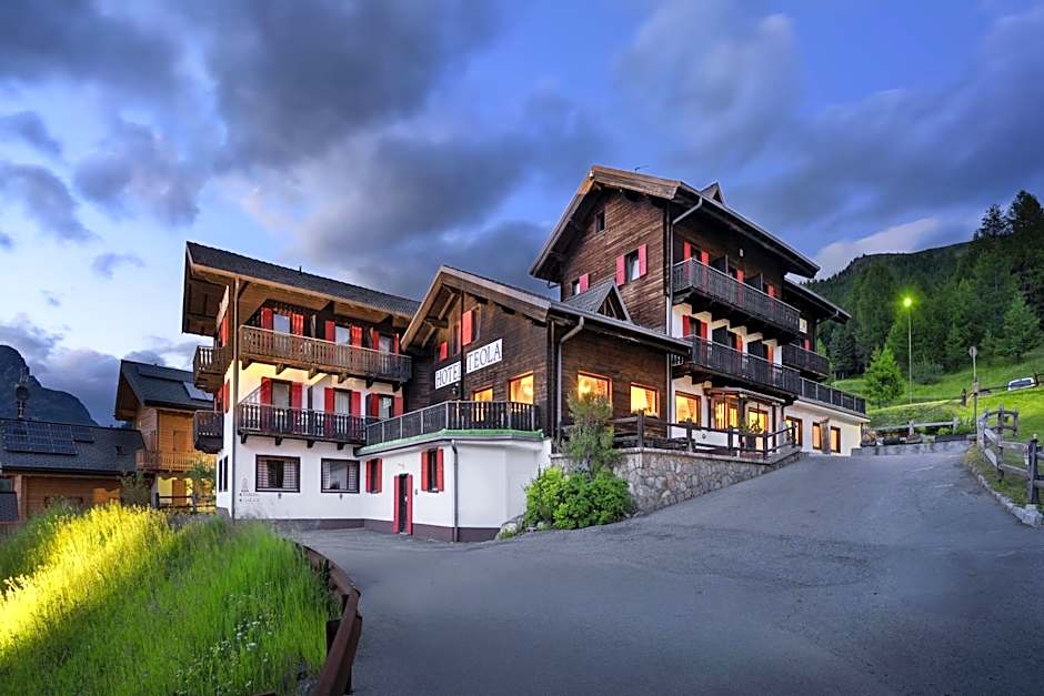 Hotel Teola