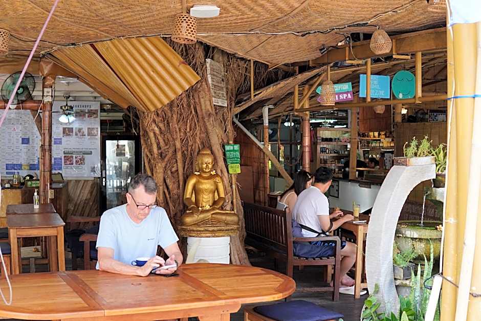 Seabreeze Hostel Bali