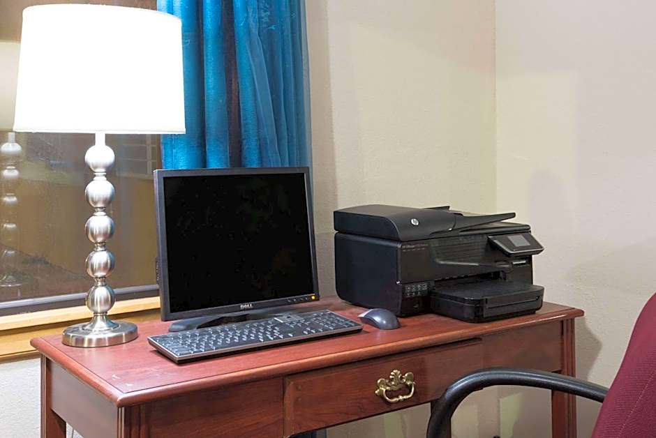 Super 8 by Wyndham Tucumcari