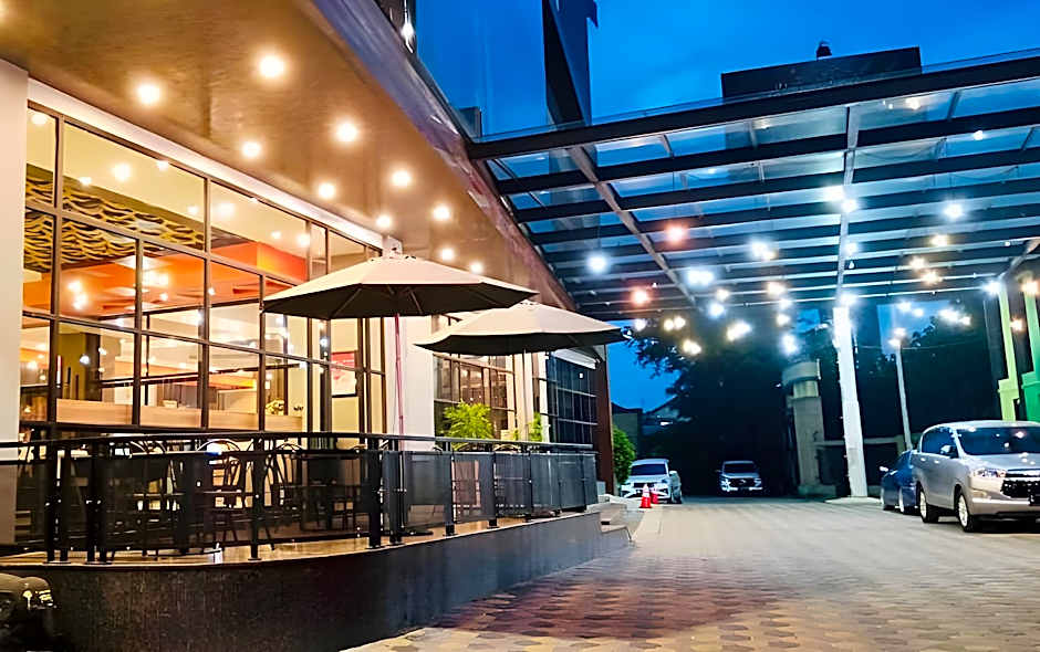 Premiere Hotel Tegal
