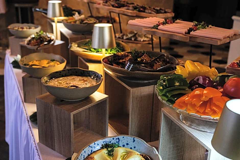 Peninsula Boutique Hotel