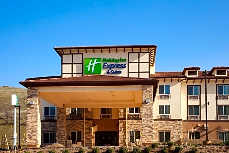 Holiday Inn Express & Suites Frazier Park By IHG