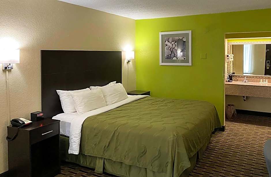 Quality Inn Elizabeth City near University