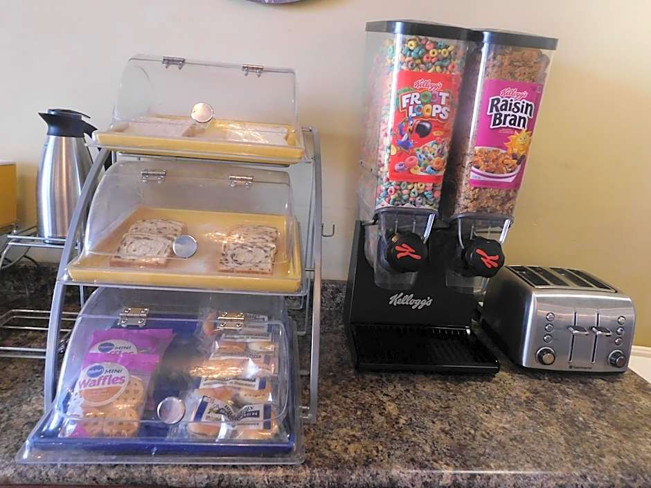 Days Inn & Suites by Wyndham Pocahontas