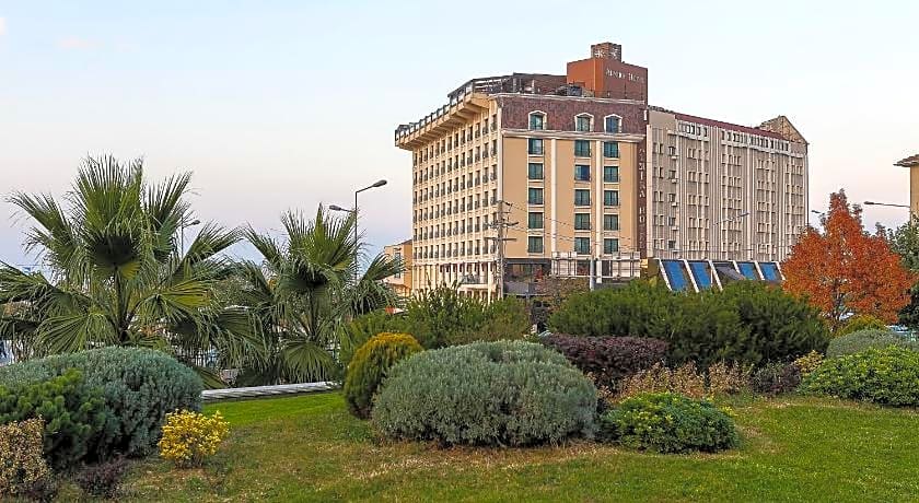 Almira Hotel