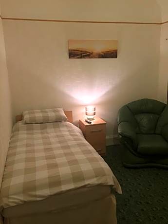 Twin Room with Shared Bathroom