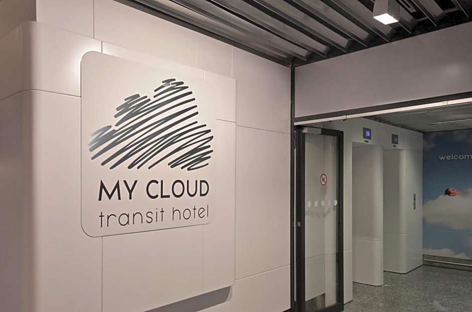 MY CLOUD Transit Hotel - Guests with international flight only!