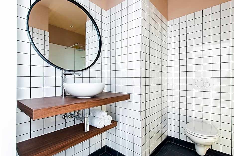 YAYS Paris Issy by Numa