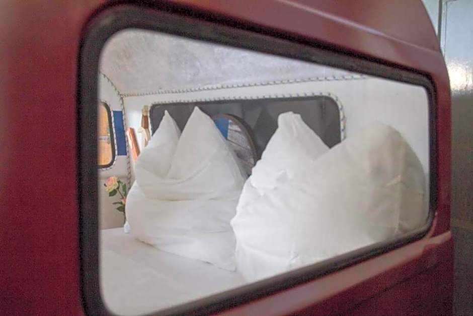 HafenTraum IndoorCampingHostel