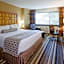 Crowne Plaza Minneapolis West By IHG