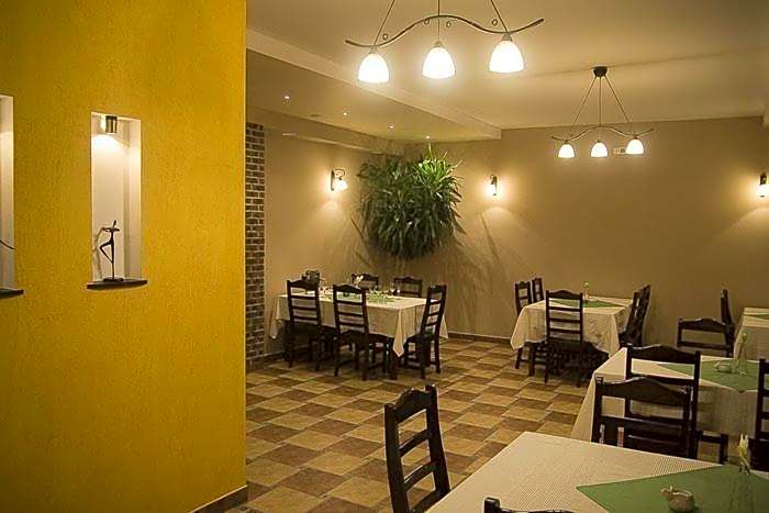 HOTEL ŁABĘDY i Hostel Łabędy