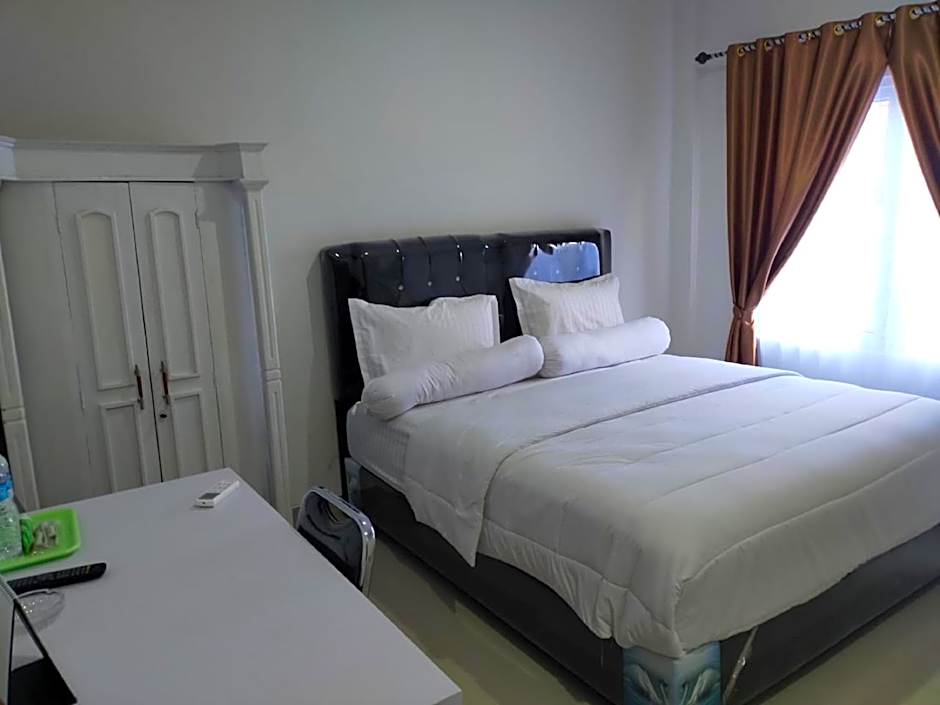 RedDoorz near Palembang Airport 2