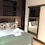 Casa Flora Guesthouse