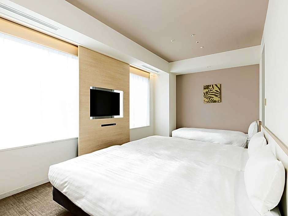 Photo 1 of 8 of Deluxe 2 Double Beds and 1 Single Bed, Nonsmoking