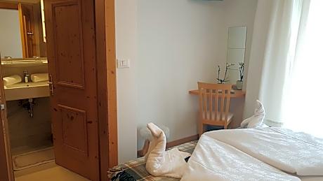 Small Double Room with Balcony and Mountain View