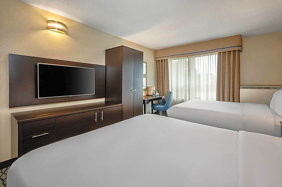 Comfort Inn Montreal Aeroport