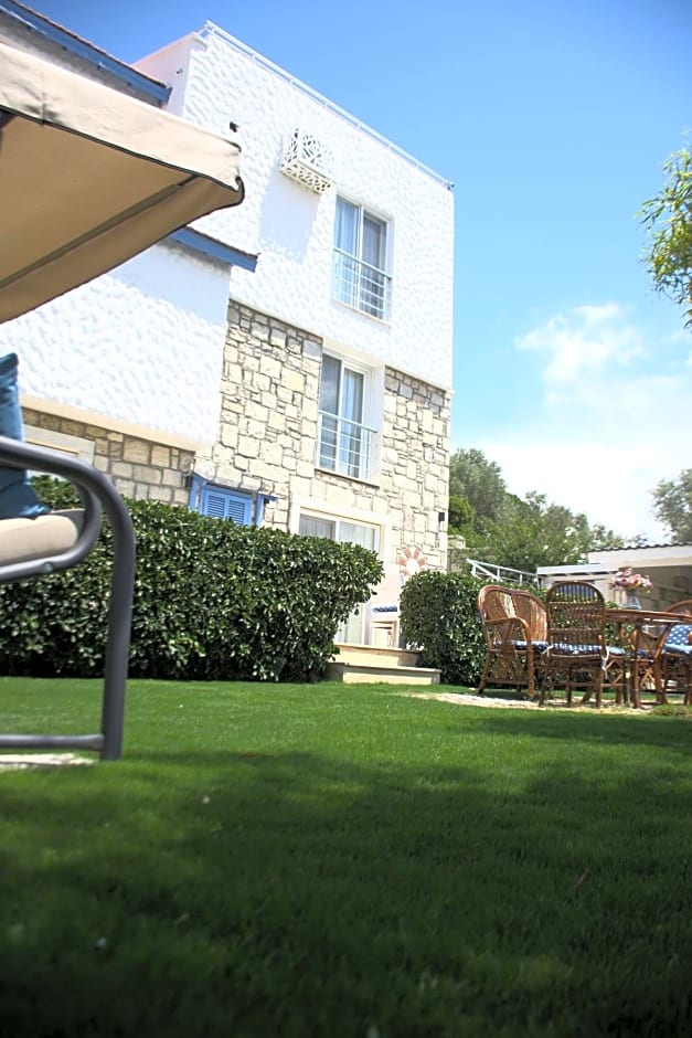 Tepe Hotel