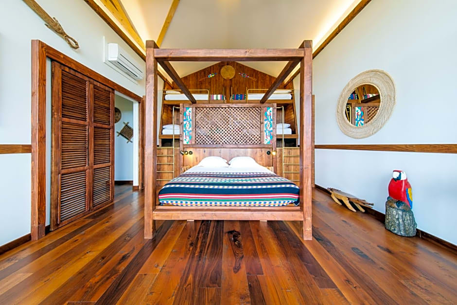 Parrot World - Les Lodges