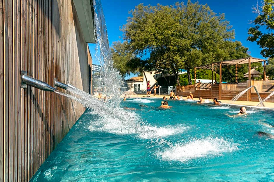 Camping Les Prés du Roi