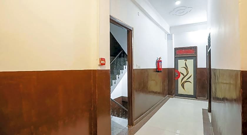 FabHotel Pranjul Inn