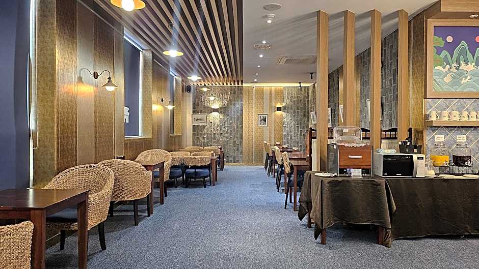 Pungnam Tourist Hotel