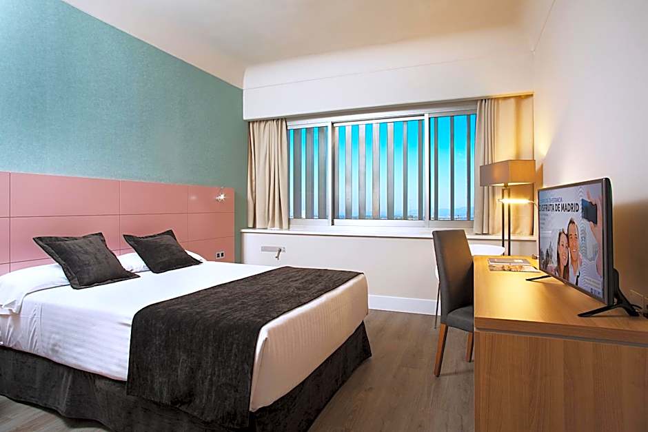 Hotel Chamartin The One