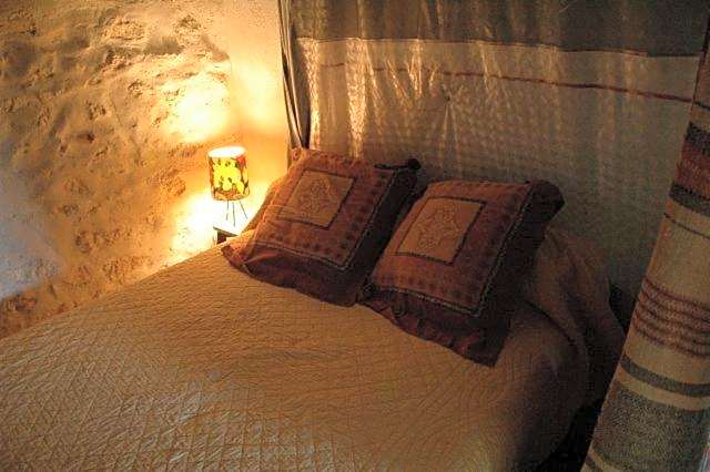 Gîte L'Ange Blanc 12 chambres, 25 personnes, piscine couverte chauffée