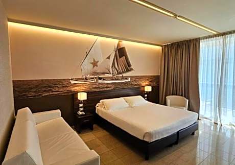 Superior Double Room with Balcony