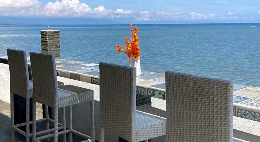 Villa Agung Beach Inn