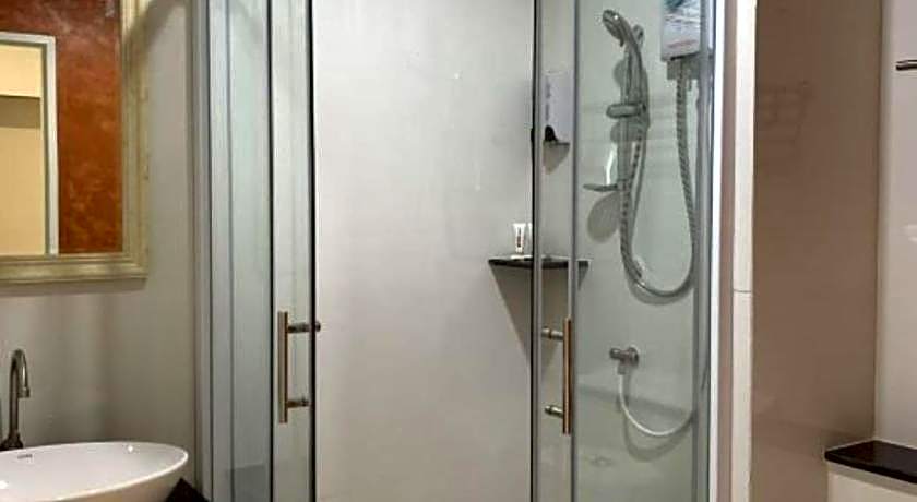 Icare Residence & Hotel