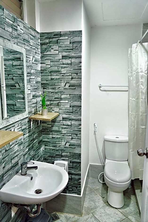 ANIA CONDO STAY