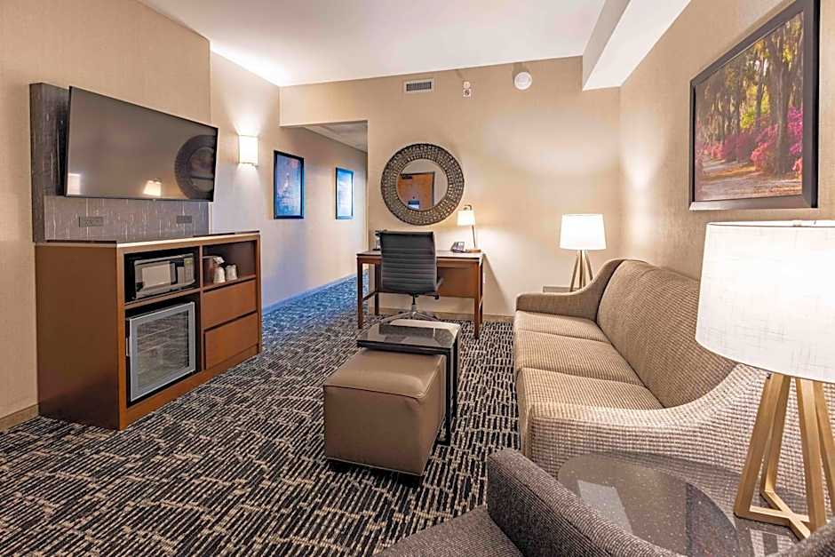 Drury Plaza Hotel Savannah Pooler