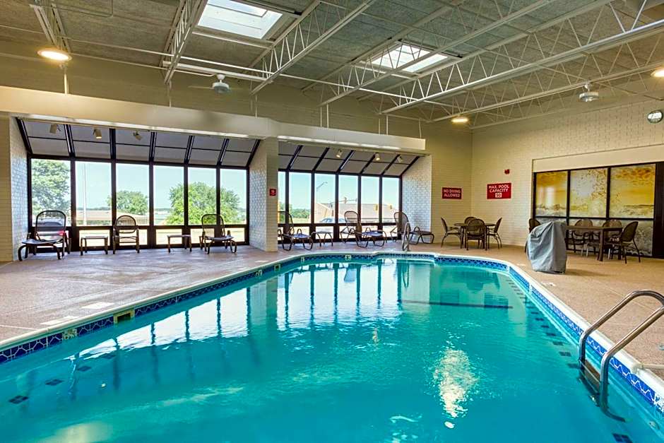 Drury Inn and Suites St Louis Collinsville