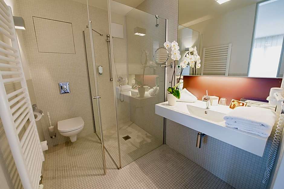 Nymphe Strandhotel & Apartments