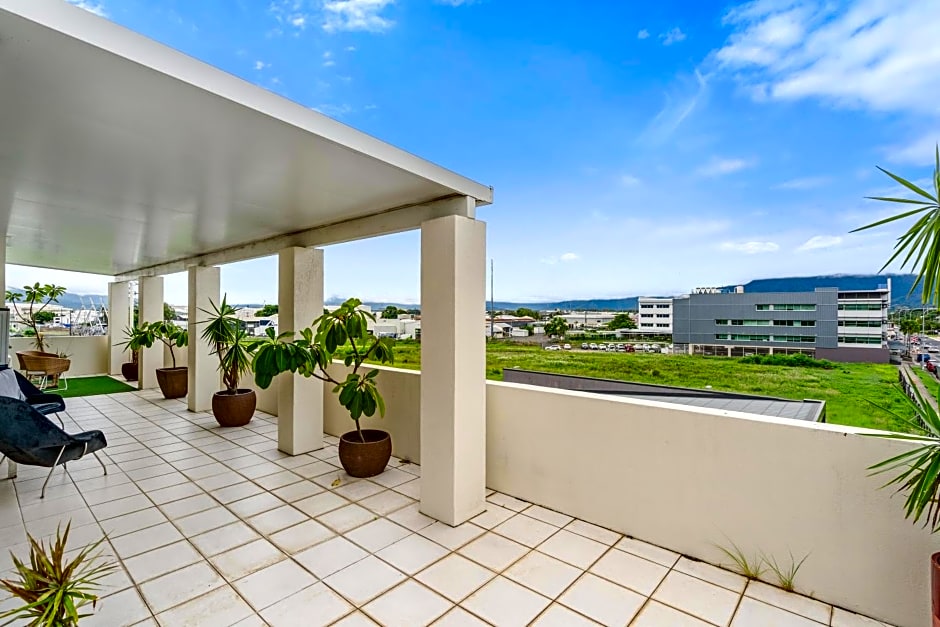 Cairns City Apartments