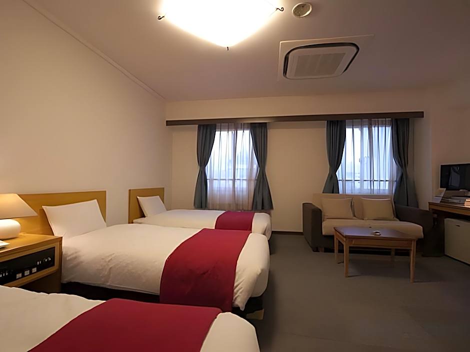 Hotel Claire Higasa