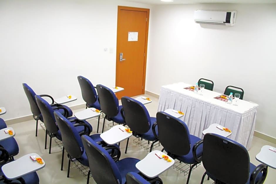 Alameda Vitoria Hotel