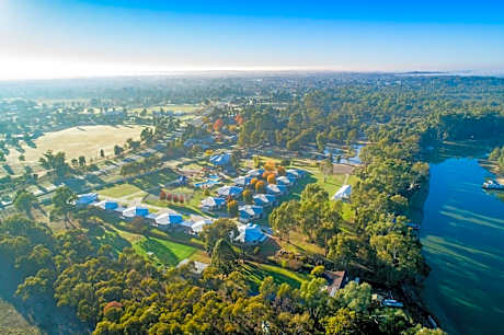 Tindarra Resort