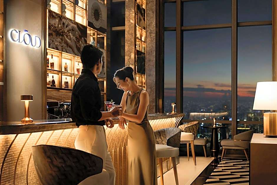 Vinpearl Landmark 81, Autograph Collection