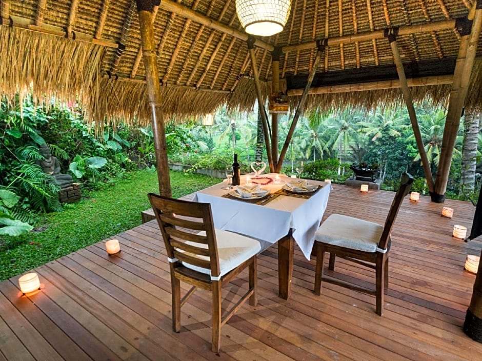 Cepik Villa Sidemen by AGATA