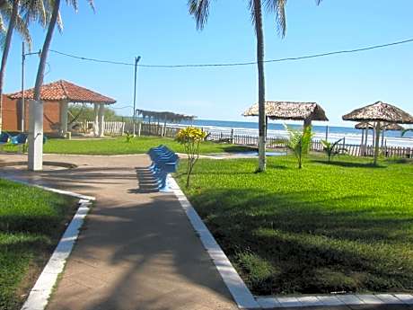 Tropiclub Playa El Cuco