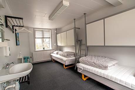 Quadruple Room with Shared Bathroom (Linen excluded)