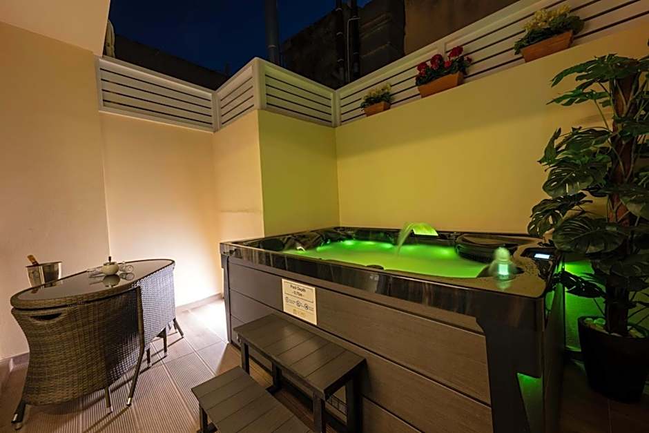 Domus Boutique Hotel