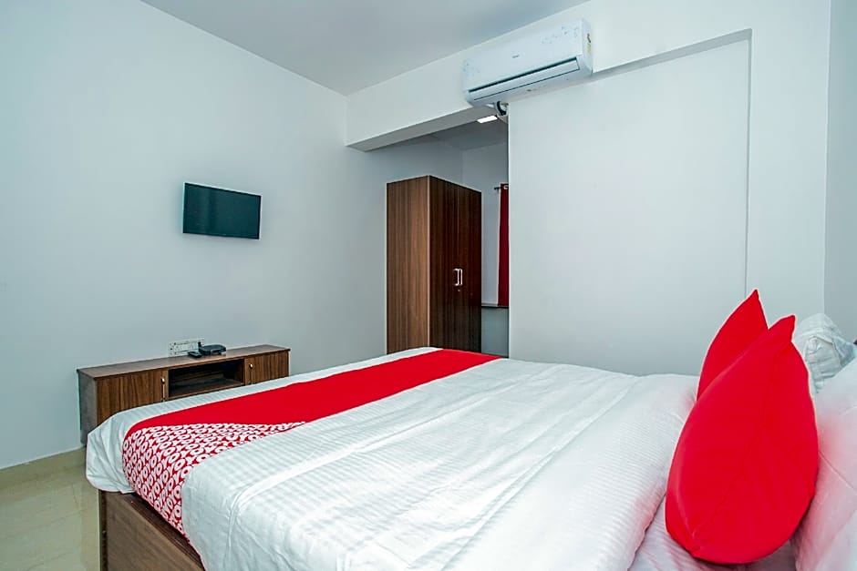 OYO 18718 Pavitra Delux – Bangalore, MN